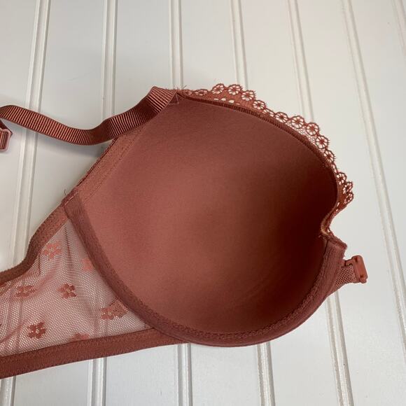 Victoria's Secret Lace Bra in Rust - Picture 5 of 6